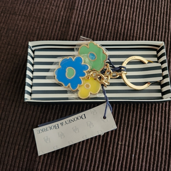 Dooney & Bourke key holder - Picture 5 of 6
